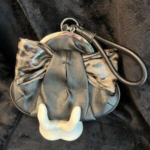 Roberto Vianni clutch 10/10